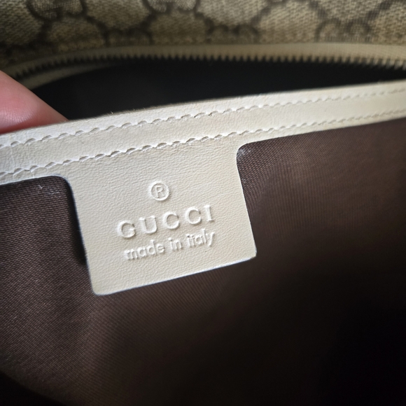 Gucci Gray Monogram Tote Bag - Picture 10 of 14